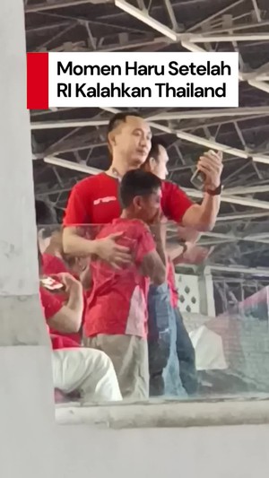 Video: Momen Seorang Bocah Menangis Bahagia seusai Laga RI vs Thailand U-23