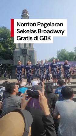Video: POV Nonton Pagelaran Sabang Merauke Gratis di CFD Jakarta