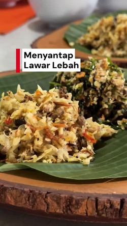 Video: Sensasi Unik Menyantap Lawar Lebah di Bali