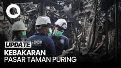 Video: Polisi Bawa Abu Arang dari TKP Kebakaran Pasar Taman Puring