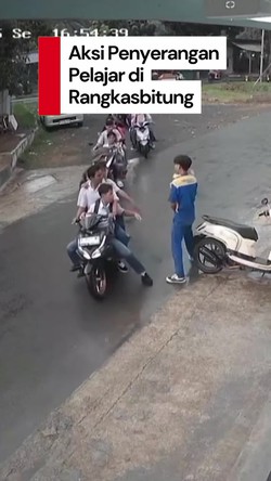 Video CCTV saat Pelajar Hampir Jadi Korban Pengeroyokan di Rangkasbitung