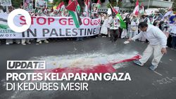 Video: Protes Kelaparan di Gaza, Massa Demo Lempar Telur ke Bendera Mesir