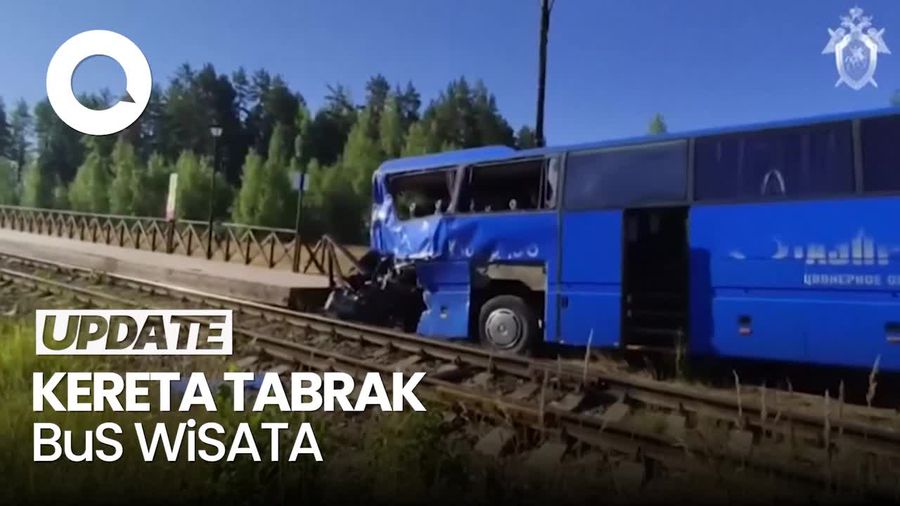 Video: Ngeri! Kereta Tabrak Bus Wisata di Rusia, 1 Tewas-11 Luka
