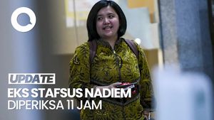 Video: Eks Stafsus Nadiem Diperiksa 11 Jam Terkait Kasus Chromebook