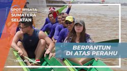 Berpantun Riang di Atas Perahu Bersama Selebriti di Sumatera Selatan