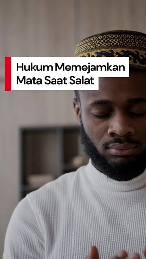 Video: Bolehkah Memejamkan Mata Saat Salat? Ini Hukumnya