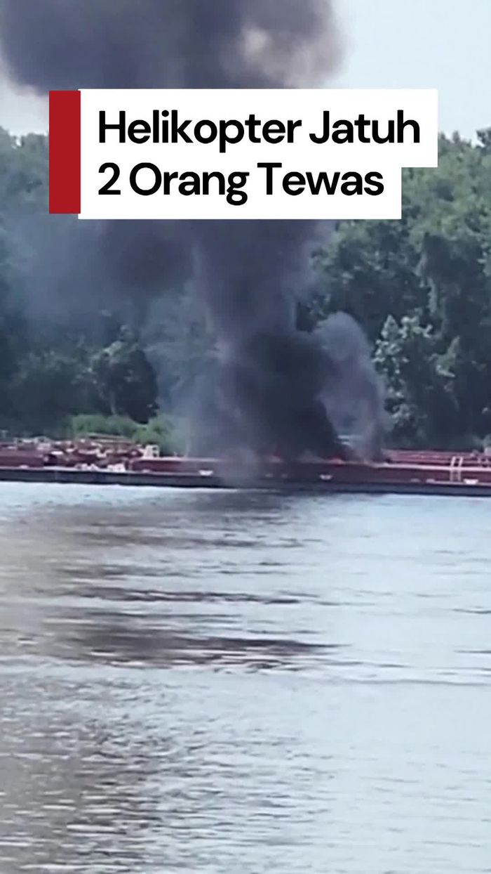 Video: Helikopter Jatuh di Sungai Mississippi AS Usai Tabrak Kabel Listrik