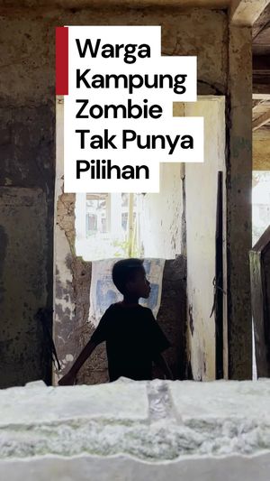 Video: Warga Ungkap Alasan Pilih Tinggal di Kampung Zombie Jaktim