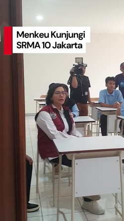 Video Momen Sri Mulyani Dengar Cerita Culture Shock Siswa Sekolah Rakyat