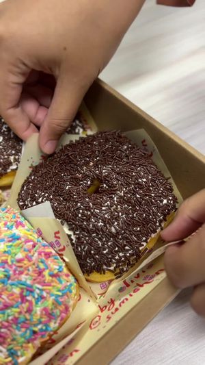 Video: Donat Ubi Harga Rp 40.000 Ini PO-nya sampai Sebulan