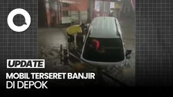 Video: Detik-detik Mobil Terseret Banjir di Depok Nyaris Hanyutkan Sekeluarga
