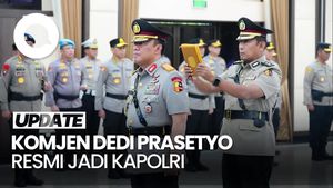 Video: Kapolri Resmi Lantik Komjen Dedi Prasetyo Sebagai Wakapolri