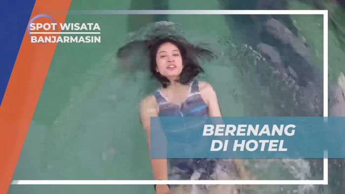 Berenang Seru di Kolam Renang Penginapan, Banjarmasin