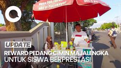 Video: Pedagang Cimin Ini Gratiskan Dagangannya untuk Siswa Berprestasi