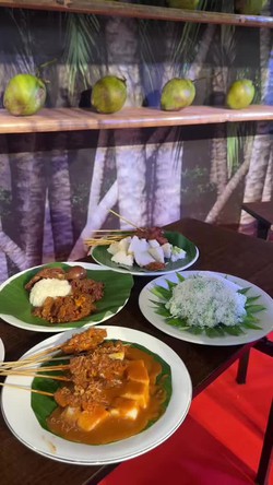 Video: 1 Dekade Festival Kuliner Kampoeng Legenda Hadirkan 40 Gerai Legendaris!