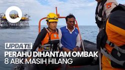 Video: Perahu Nelayan Belitung Pecah Dihantam Ombak, 8 Orang Hilang