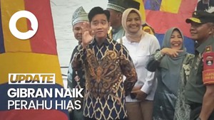 Video: Momen Gibran Naik Perahu Hias di Festival Pacu Jalur Riau