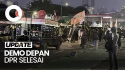 Video: Sempat Memanas, Massa Demo BEM SI di DPR Bubarkan Diri