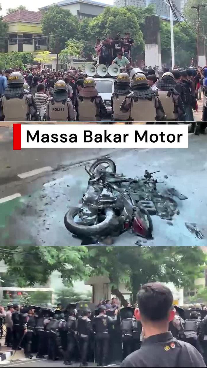 Video: Demo Ricuh di DPR, Massa Lempar Batu hingga Bakar Motor
