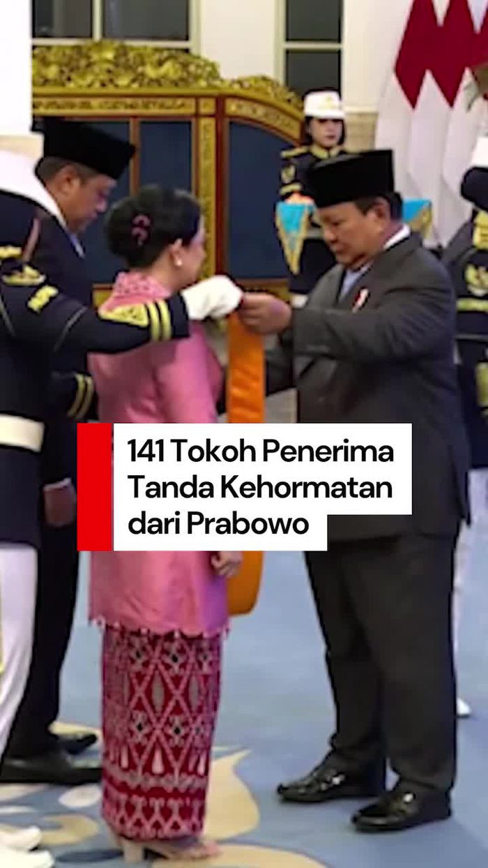 Video: Prabowo Beri Tanda Jasa-Kehormatan ke 141 Tokoh, Ada Menteri-Polisi
