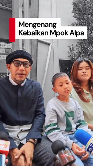 Video Mengenang Kebaikan Mpok Alpa: Sumbang Ambulans-Kubah untuk Masjid