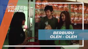 Berburu Oleh-oleh Khas Padang dan Menikmati Keripik Sanjay yang Renyah di Tempat Jualnya 
