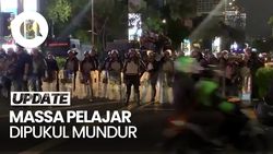 Video: Massa Pelajar di Asia Afrika Dipukul Mundur ke Senayan