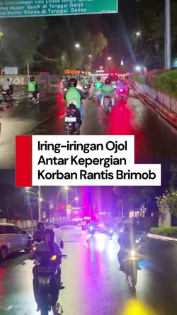Video: Massa Ojol Kawal Ambulans Bawa Jenazah Driver Tewas Dilindas Rantis