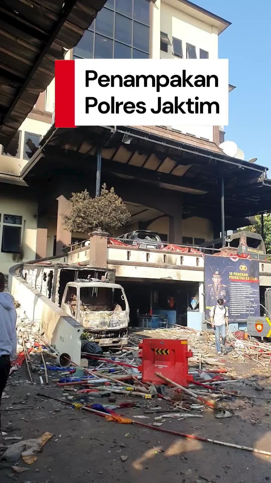 Video: Kondisi Terkini Polres Jaktim Usai Diserang dan Dilempari Molotov