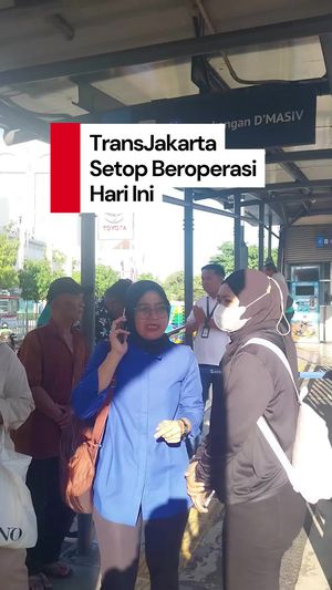 Video: Pengumuman! TransJakarta Setop Beroperasi Hari Ini