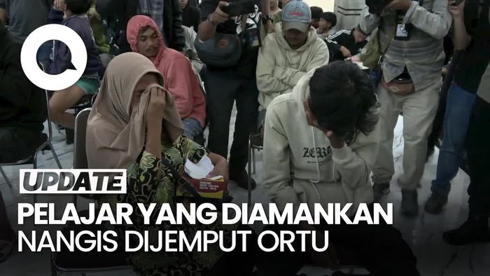 Video Ratusan Pelajar yang Ikut Demo Ricuh Menangis Dijemput Orang Tuanya