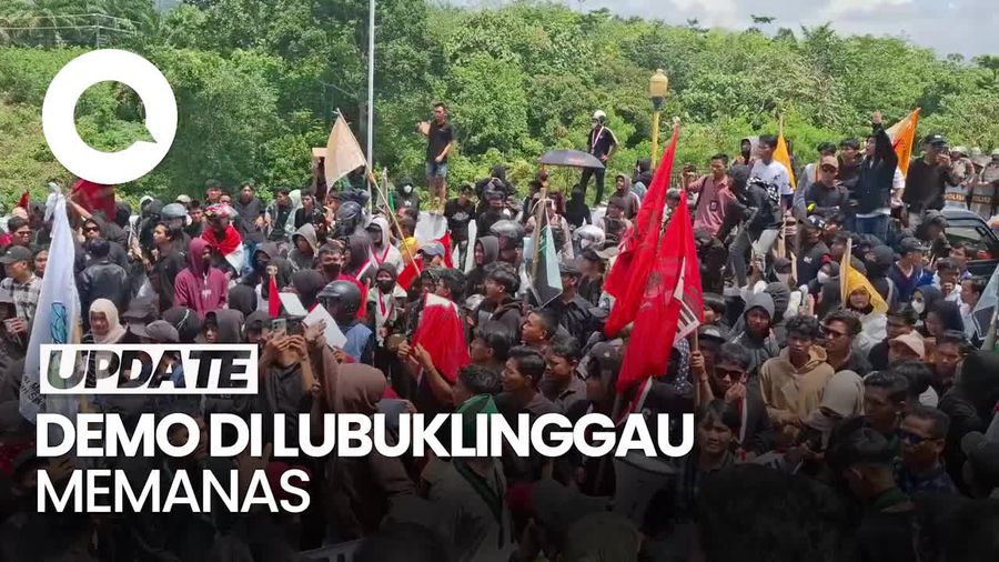 Video: Demo di DPRD Lubuklinggau Sempat Memanas gegara Massa Pelajar