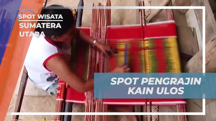 Melihat Proses Pembuatan Ulos oleh Warga di Desa Penghasil Ulos, Sumatera Utara  