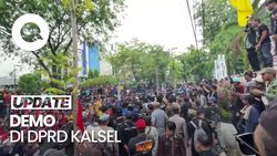 Video: Mahasiswa-Buruh Geruduk DPRD Kalsel, Tuntut Supian Hadir 