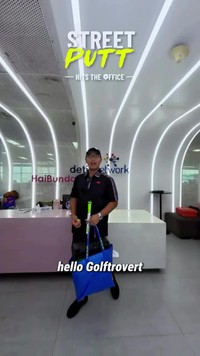 Golftrovert: Street Putt @ detikcom Office
