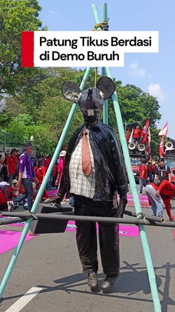 Video: Patung Tikus Berdasi Mejeng di Demo Buruh