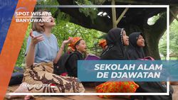 Belajar di Sekolah Alam Hutan De Djawatan Banyuwangi  