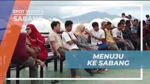 Melakukan Perjalanan Kapal Feri Menuju Pulau Sabang  
