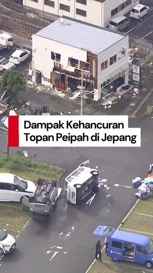 Video: Topan Peipah Terjang Jepang, Ratusan Bangunan Hancur