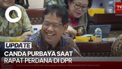Video Menkeu Purbaya Rapat Perdana di DPR: Sekarang Nggak Boleh Koboi
