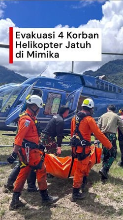 Video: Momen Evakuasi 4 Jenazah Korban Helikopter Jatuh di Distrik Jila Mikima