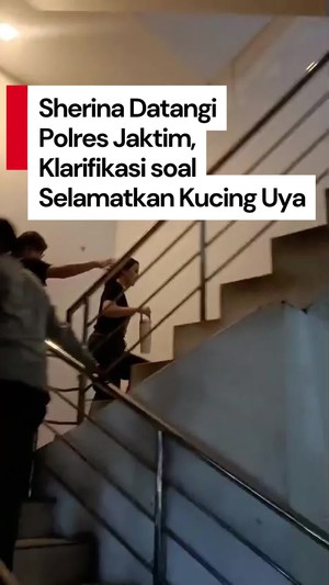 Video: Kedatangan Sherina di Polres Jaktim Terkait Kucing Uya Kuya