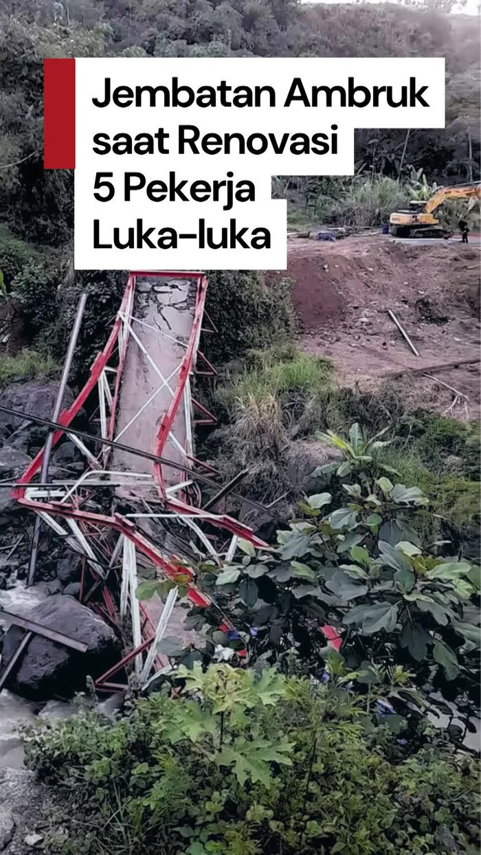 Video: Jembatan Kalierang Tegal Ambruk saat Direnovasi, 5 Pekerja Terjatuh