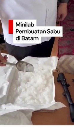 Video: Momen Penggerebekan Laboratorium Sabu di Batam, 2 Pelaku Diamankan 