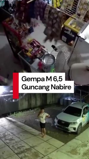 Video Rekaman CCTV Saat Gempa Guncang Nabire: Truk Goyang-Barang Berjatuhan