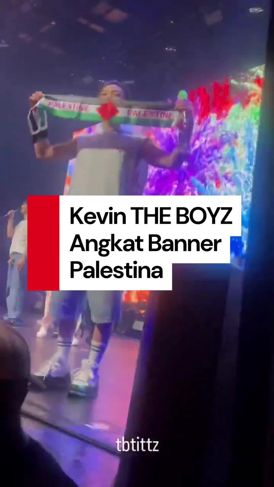 Video: Momen Kevin THE BOYZ Angkat Banner PALESTINA di Konser