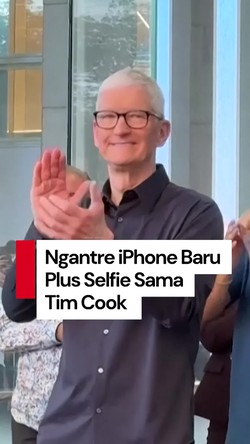 Video: CEO Apple Sambut Pembeli iPhone 17 di New York