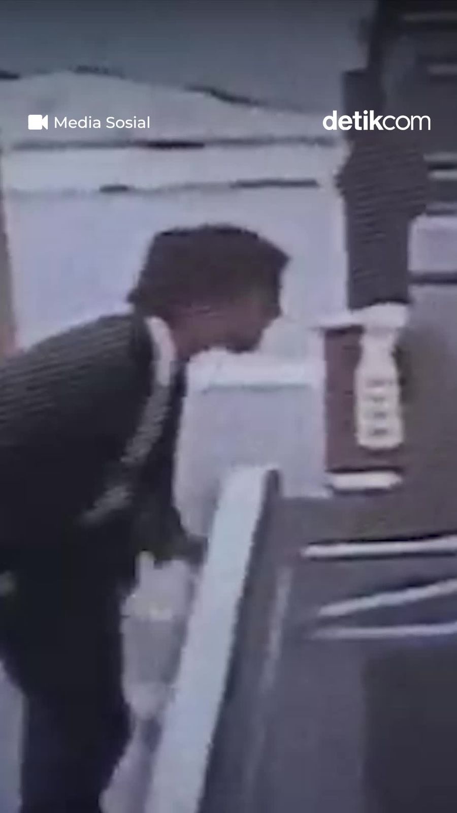 Video: Profesi Aneh Ini Lagi Tren di Jepang, Bayarannya Rp 2 Juta Per 30 Menit