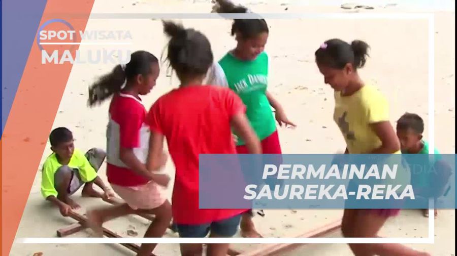 Bergabung Dalam Permainan Tradisional Saureka-reka di Maluku