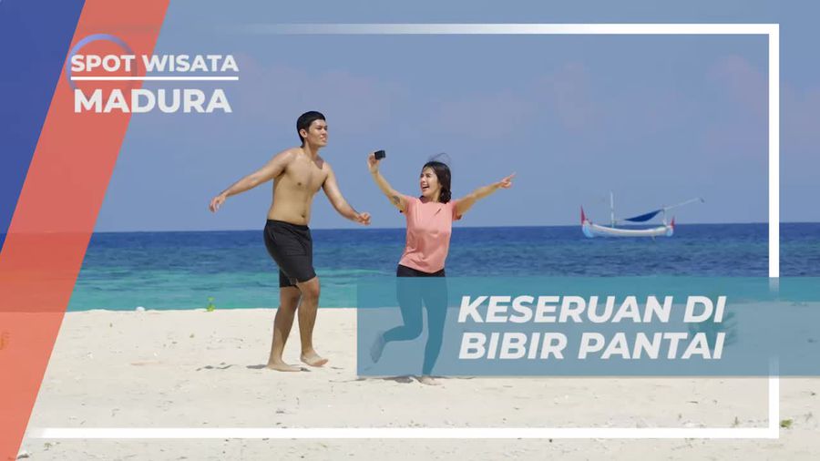 Berlari Ceria di Pantai yang Indah di Gili Labak, Madura